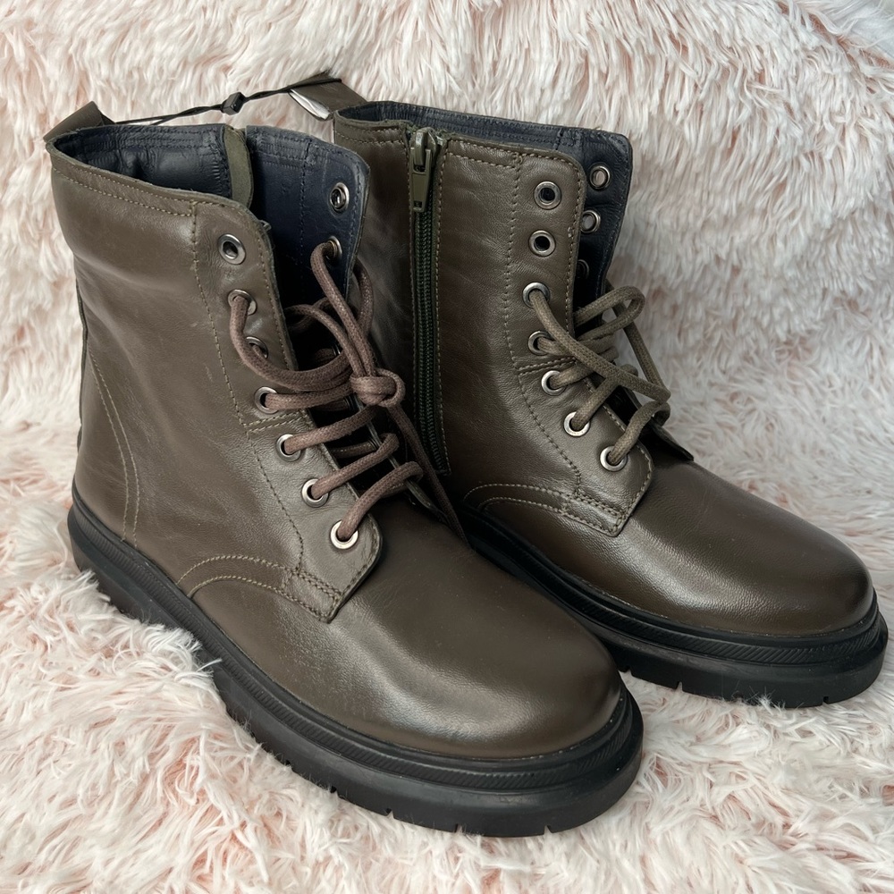 Zara Women’s leather Boots